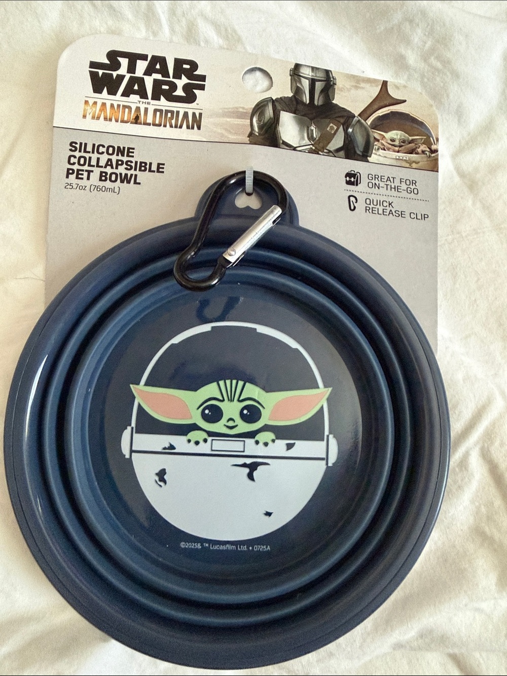 NWT Star Wars Navy Blue Collapsible Pet Bowl with Green Grogu Graphic